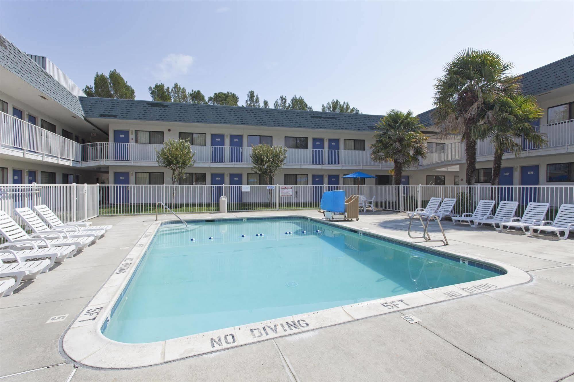 Hi - Wheel Flats Hotel Davis Bagian luar foto