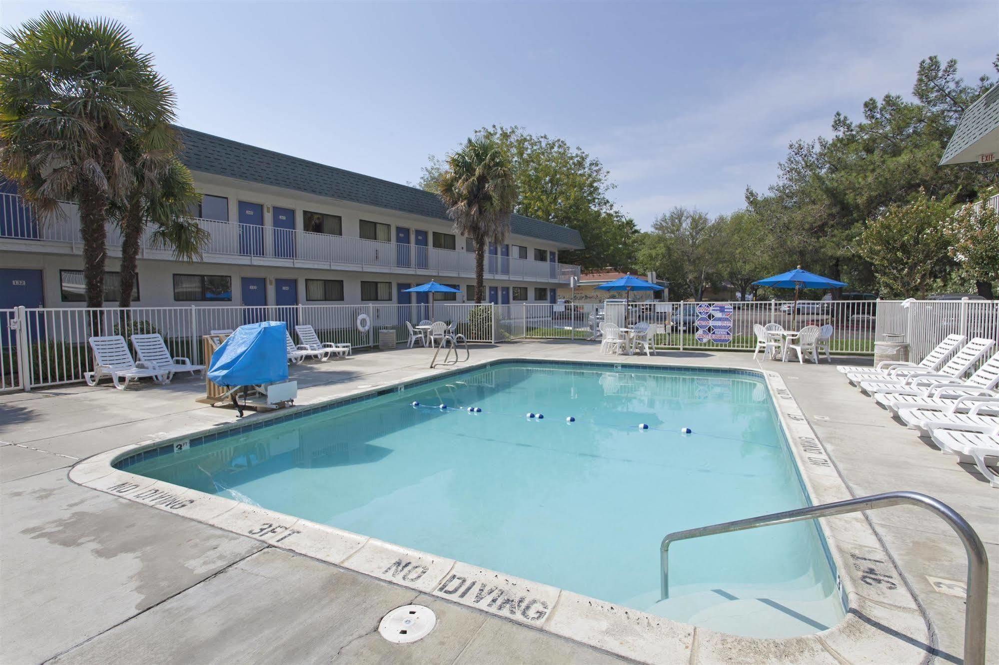 Hi - Wheel Flats Hotel Davis Bagian luar foto